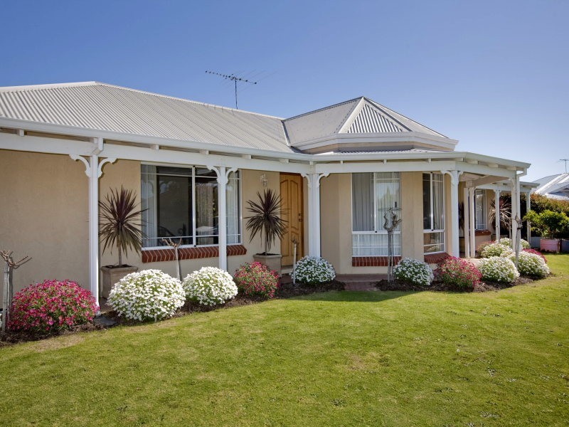1 Hiltaba Court, Tapping WA 6065
