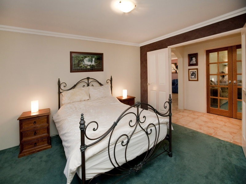 1 Hiltaba Court, Tapping WA 6065