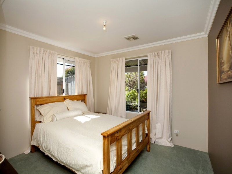 1 Hiltaba Court, Tapping WA 6065