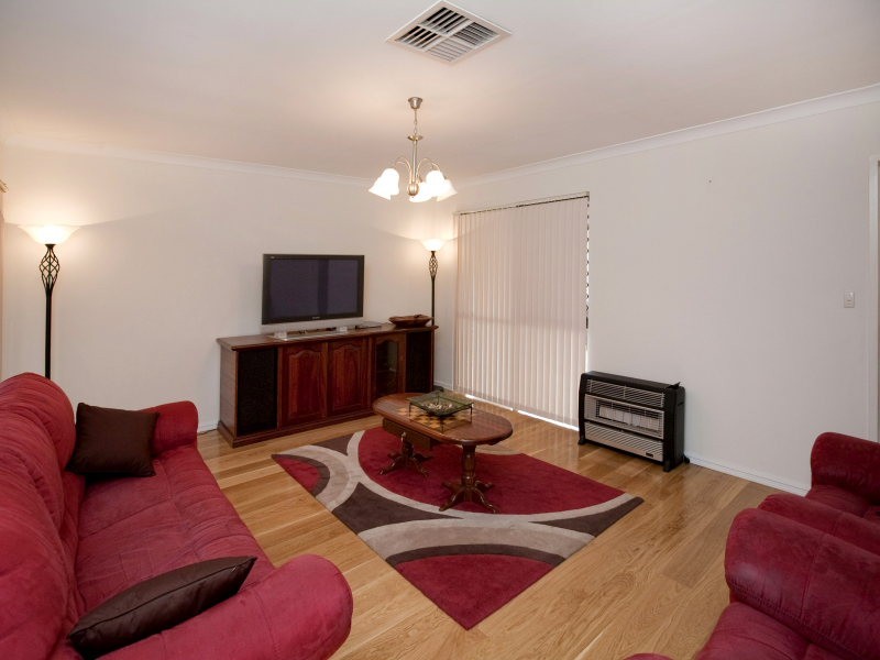18 Goolema Place, Wanneroo WA 6065