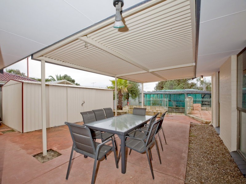 18 Goolema Place, Wanneroo WA 6065