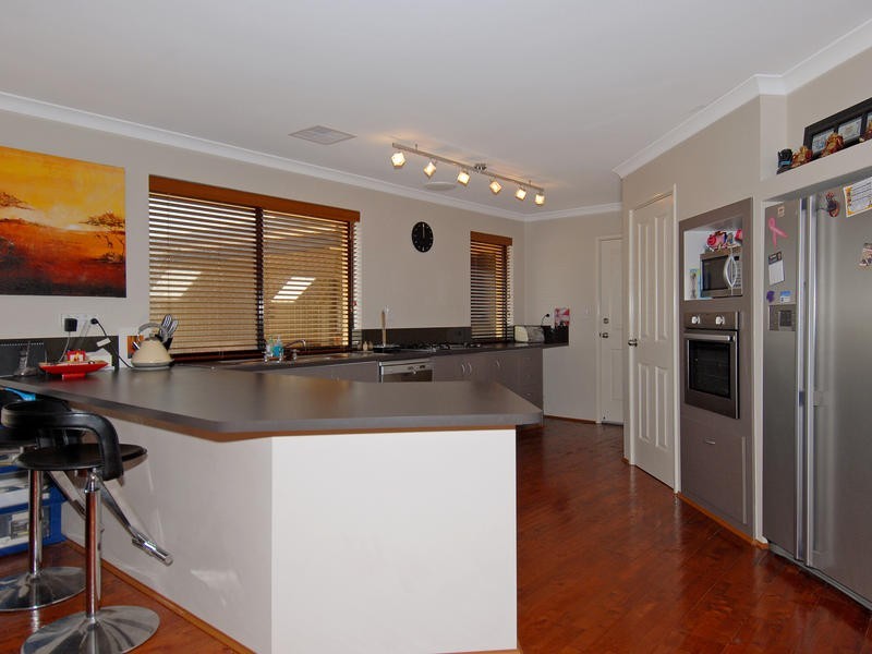 77 Sundowner Meander, Banksia Grove WA 6031