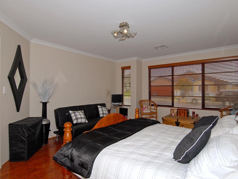 77 Sundowner Meander, Banksia Grove WA 6031