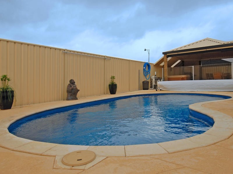 77 Sundowner Meander, Banksia Grove WA 6031