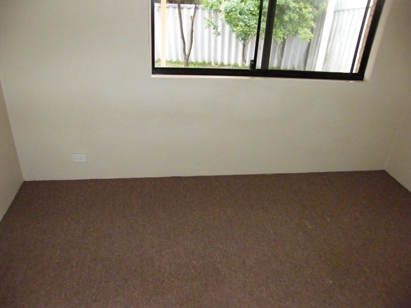 5 Aqua Court, Banksia Grove WA 6031