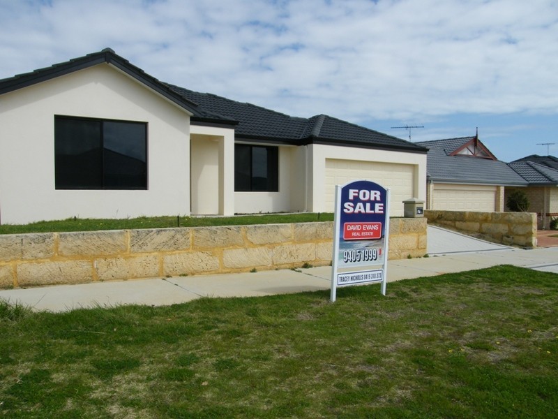 6 St. Louis Avenue, Hocking WA 6065