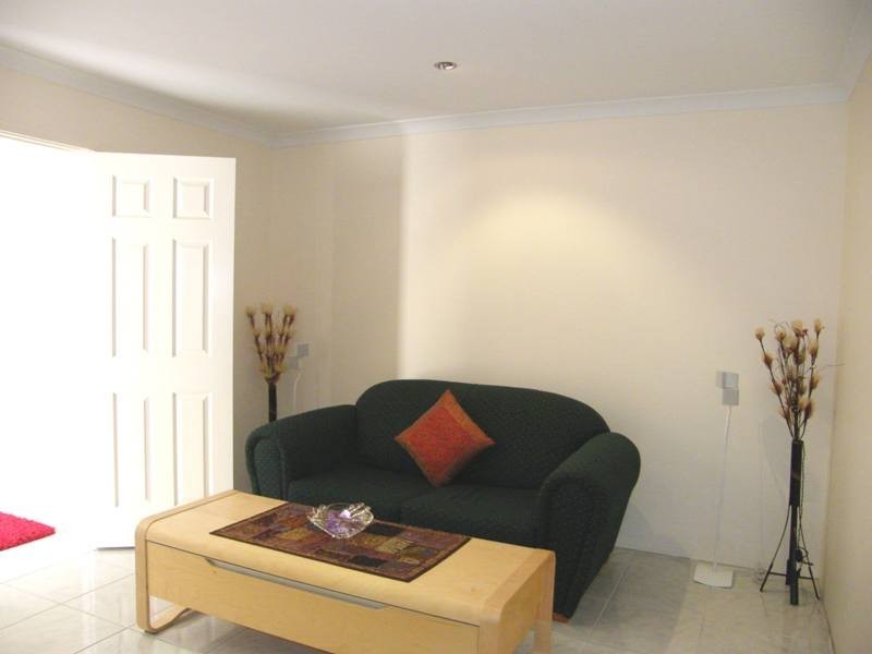 6 St. Louis Avenue, Hocking WA 6065