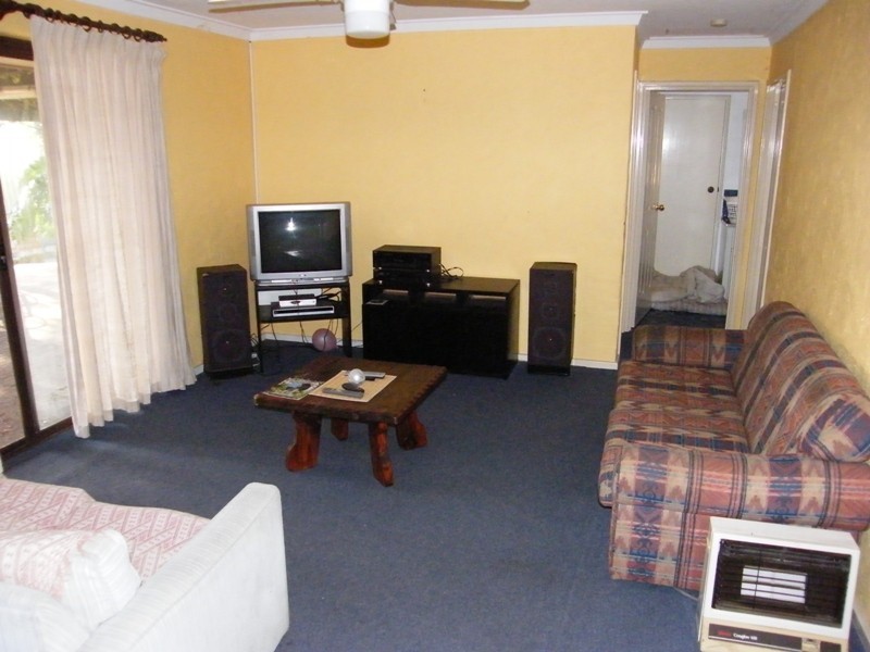 24 Santa Way, Wanneroo WA 6065