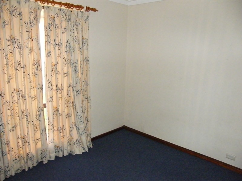 24 Santa Way, Wanneroo WA 6065