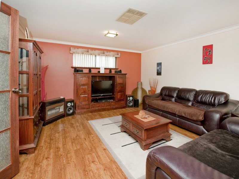 22 Dallas Crescent, Wanneroo WA 6065