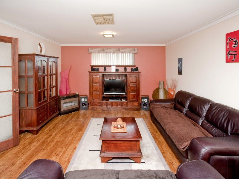 22 Dallas Crescent, Wanneroo WA 6065