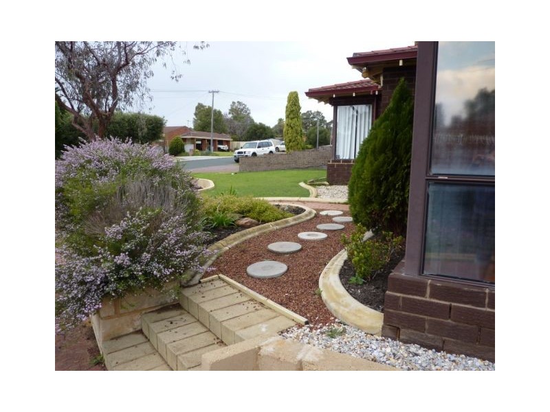 35 Beenong Street, Wanneroo WA 6065