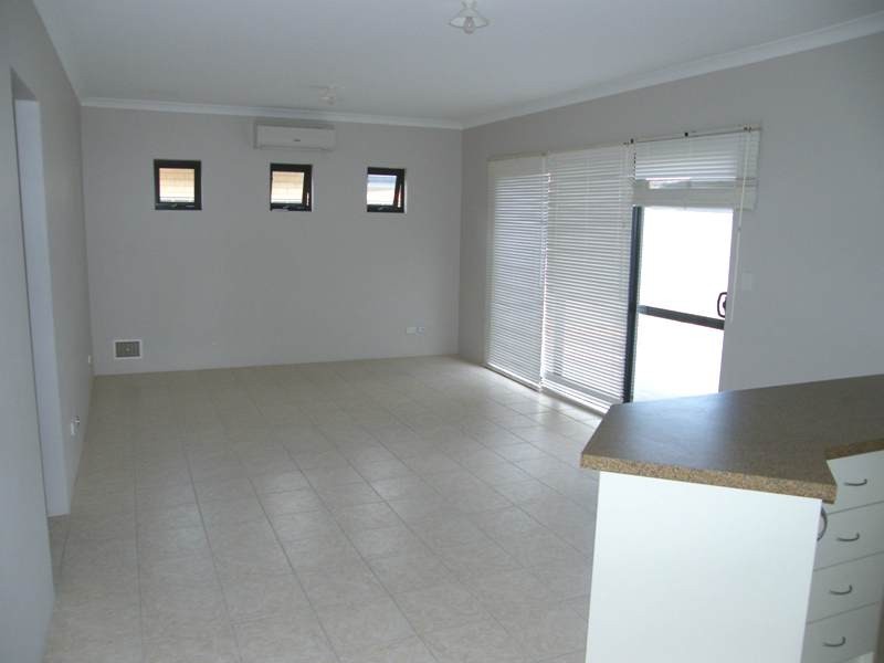 70 Ashley Road, Tapping WA 6065