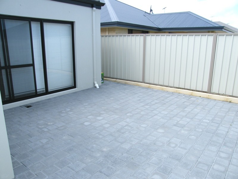 70 Ashley Road, Tapping WA 6065
