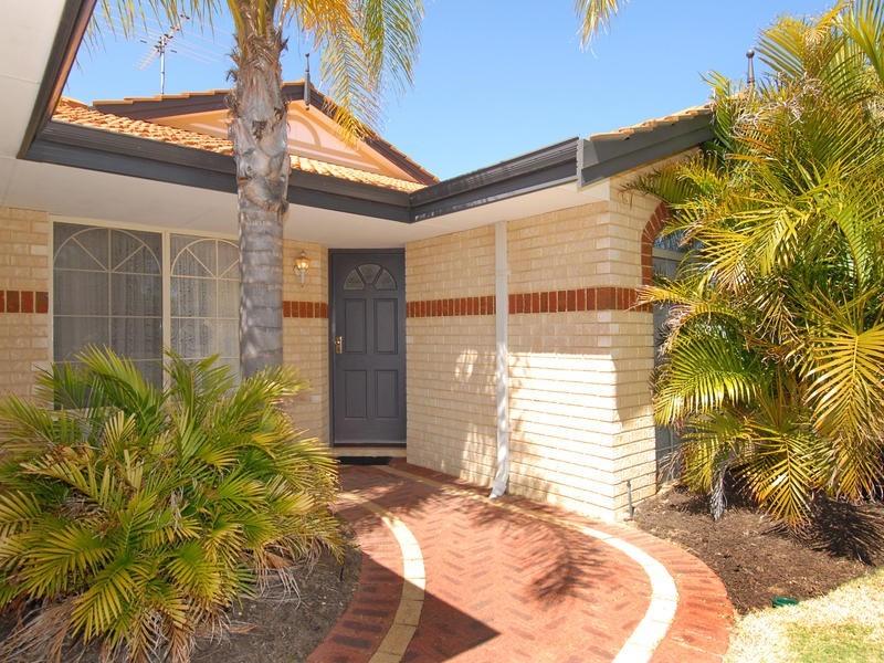 3 Iandra Loop, Carramar WA 6031
