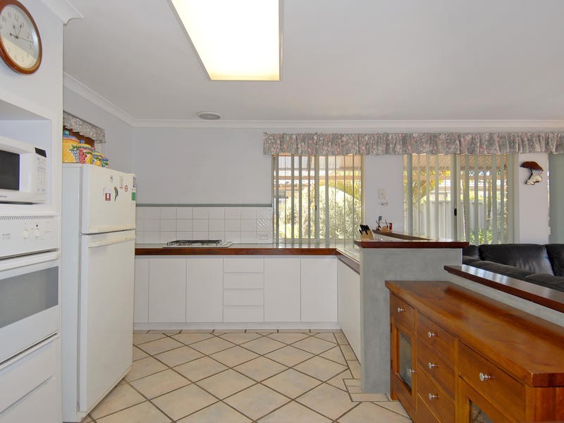 3 Iandra Loop, Carramar WA 6031