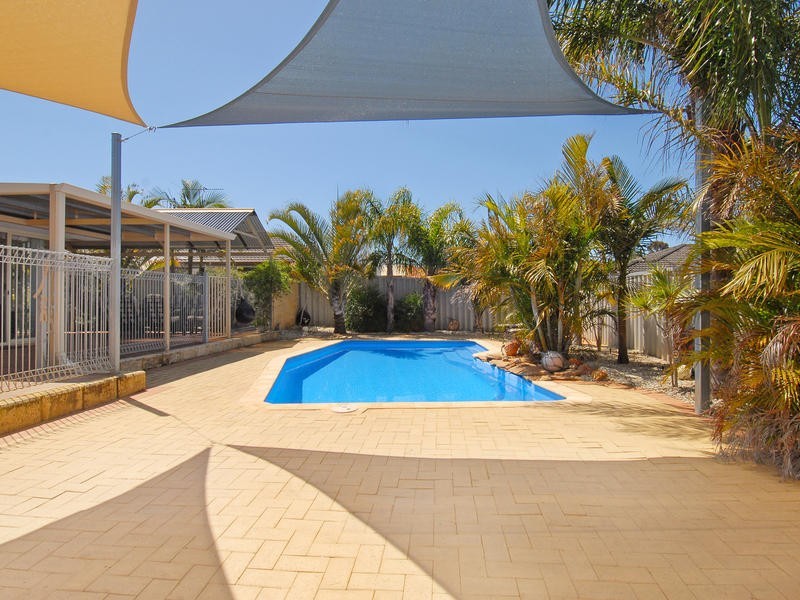 3 Iandra Loop, Carramar WA 6031