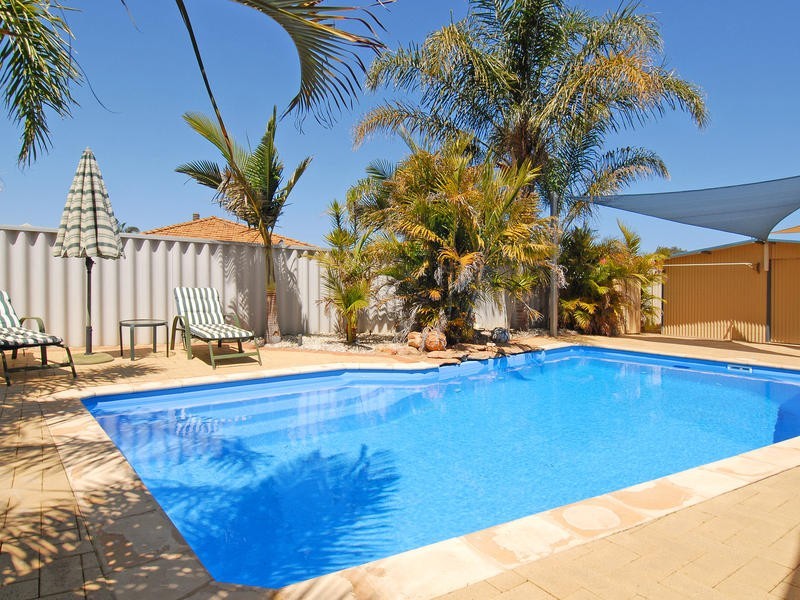 3 Iandra Loop, Carramar WA 6031