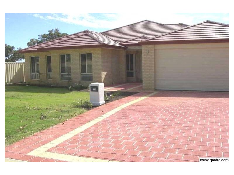 12 Zingarello Street, Pearsall WA 6065