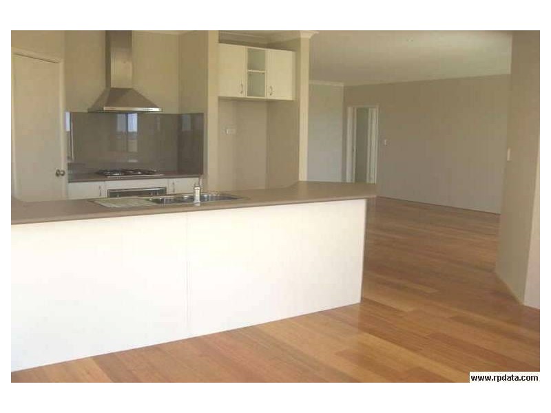 12 Zingarello Street, Pearsall WA 6065