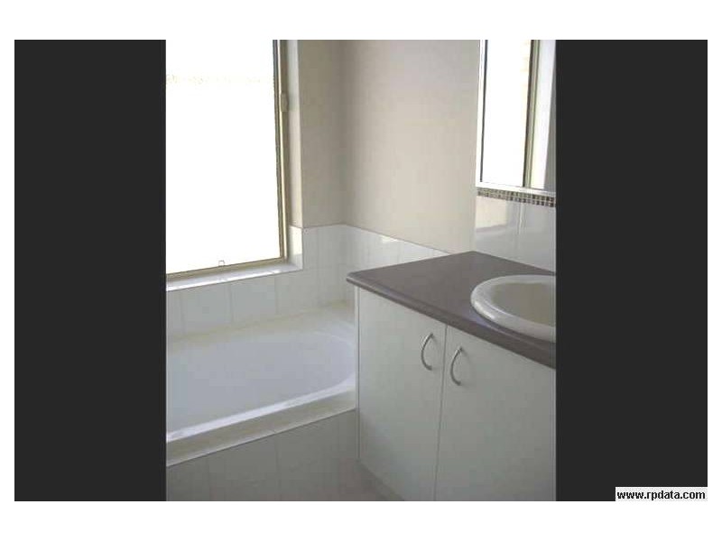 12 Zingarello Street, Pearsall WA 6065