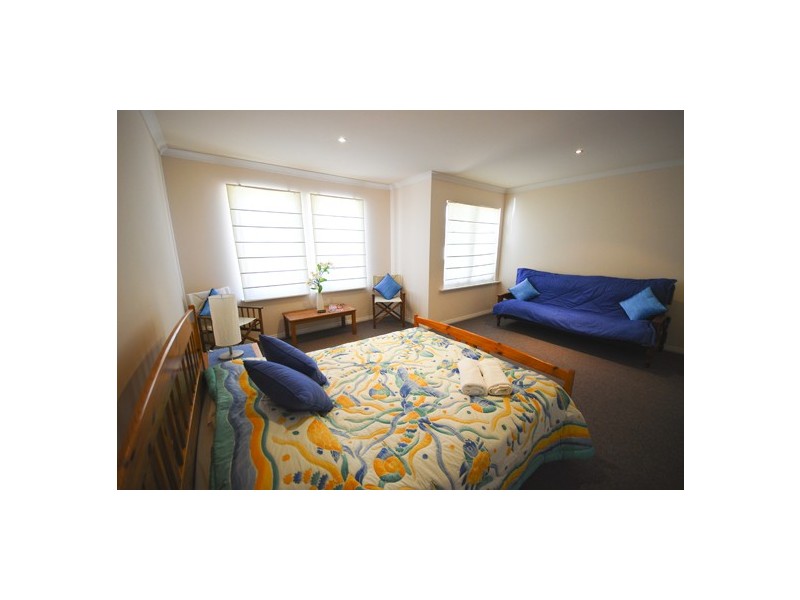 2/408 Robertson Road, Ledge Point WA 6043