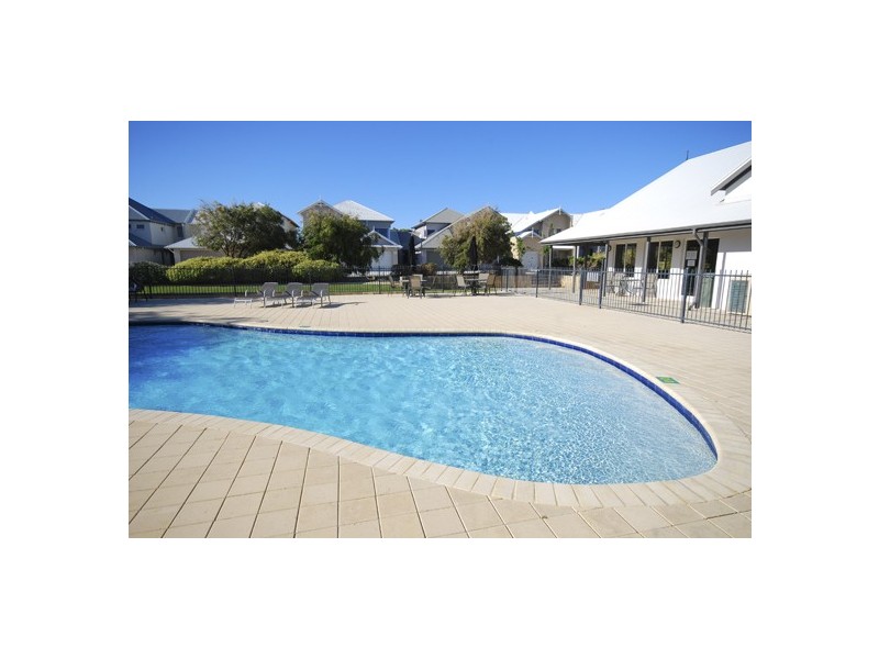 2/408 Robertson Road, Ledge Point WA 6043