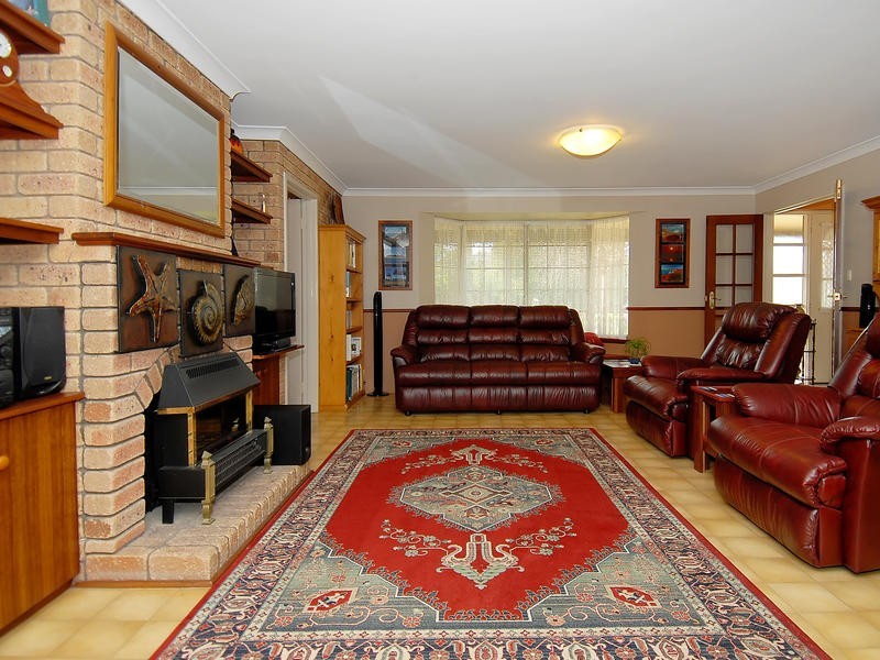 44 Stillwater Way, Edgewater WA 6027