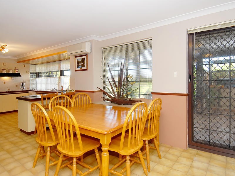 44 Stillwater Way, Edgewater WA 6027