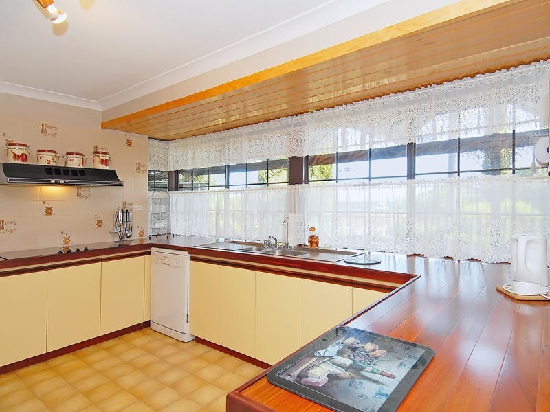 44 Stillwater Way, Edgewater WA 6027