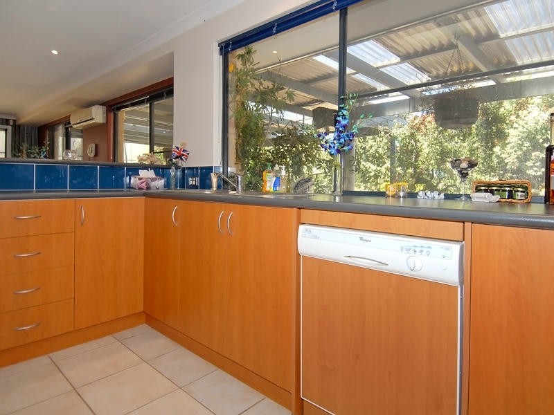 31 Carisbrooke Loop, Hocking WA 6065