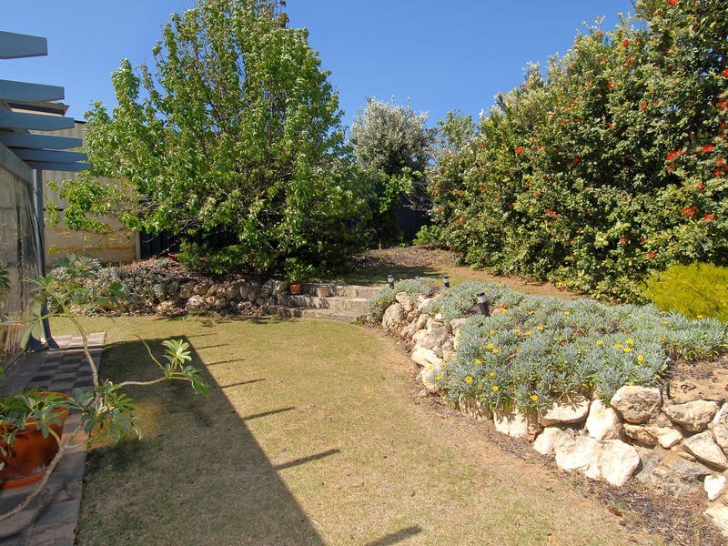 31 Carisbrooke Loop, Hocking WA 6065