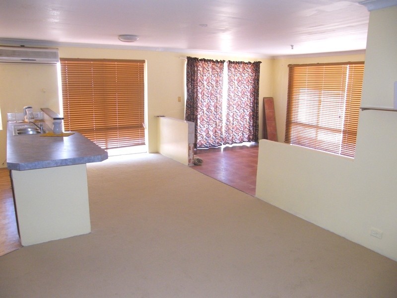 55  Celadon Loop, Banksia Grove WA 6031