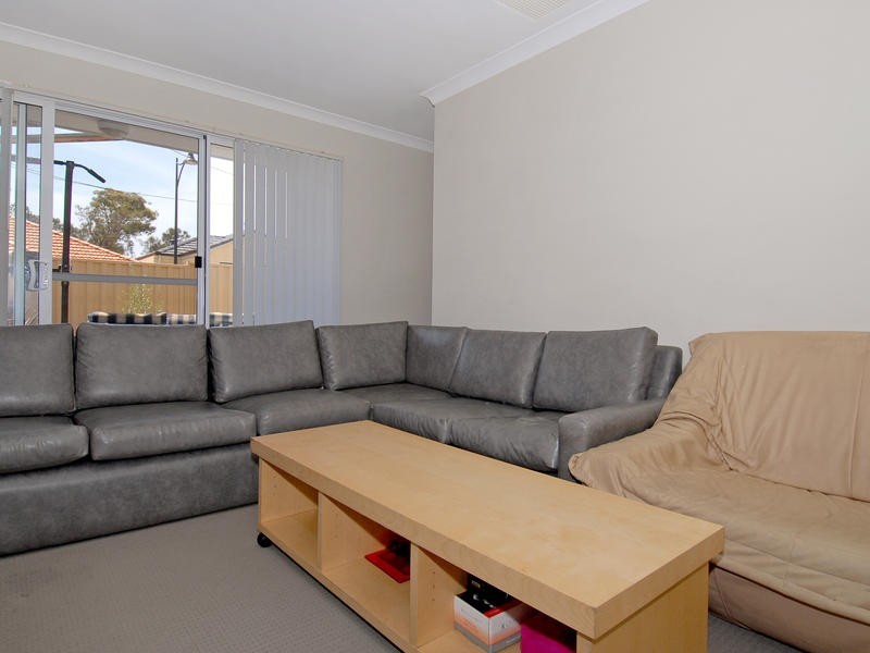 37 Jedburgh Loop, Sinagra WA 6065