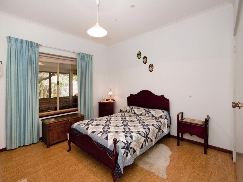 71 Lakeview Street, Wanneroo WA 6065