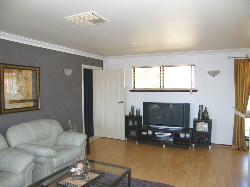 44 Lalina Way, Wanneroo WA 6065