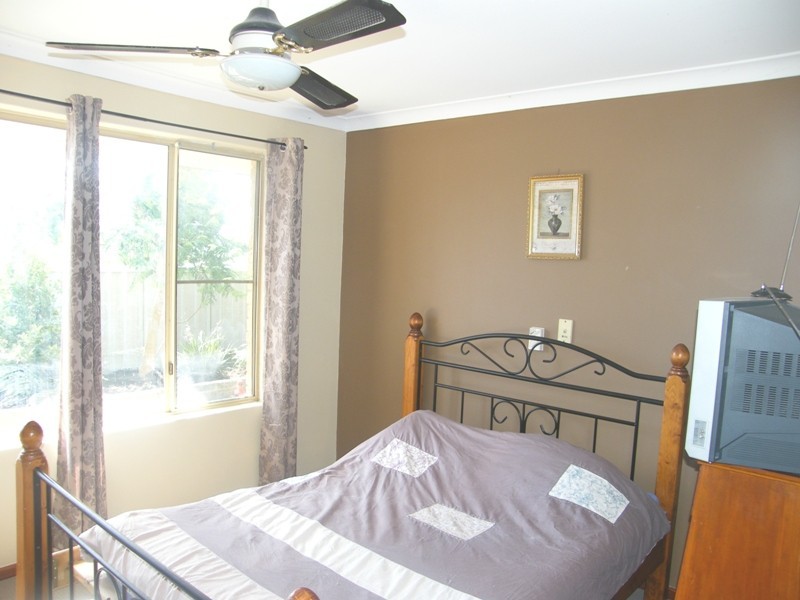 11 Meadow Place, Hocking WA 6065