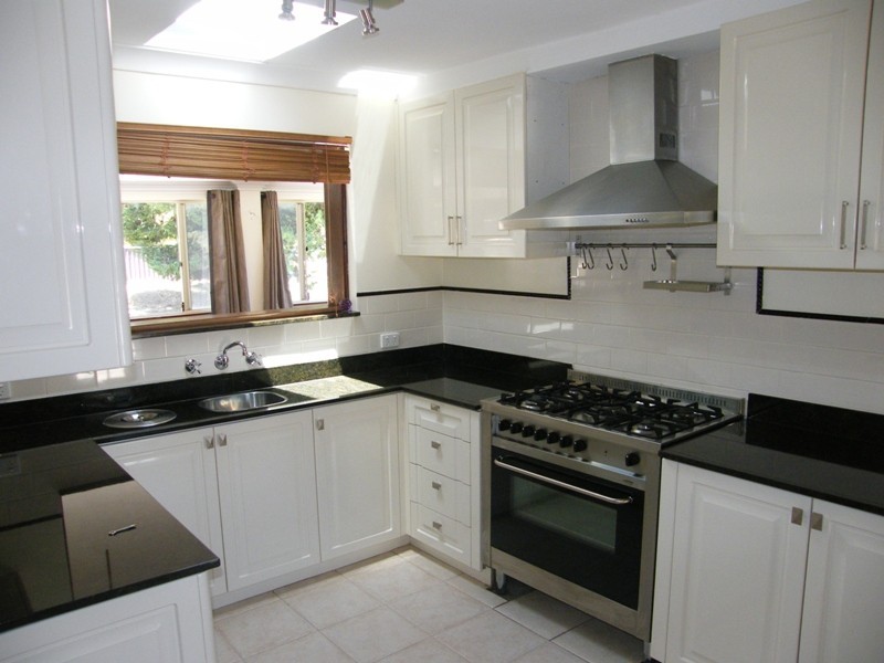 27 Wallawa Street, Wanneroo WA 6065