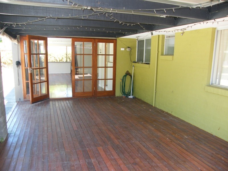 27 Wallawa Street, Wanneroo WA 6065