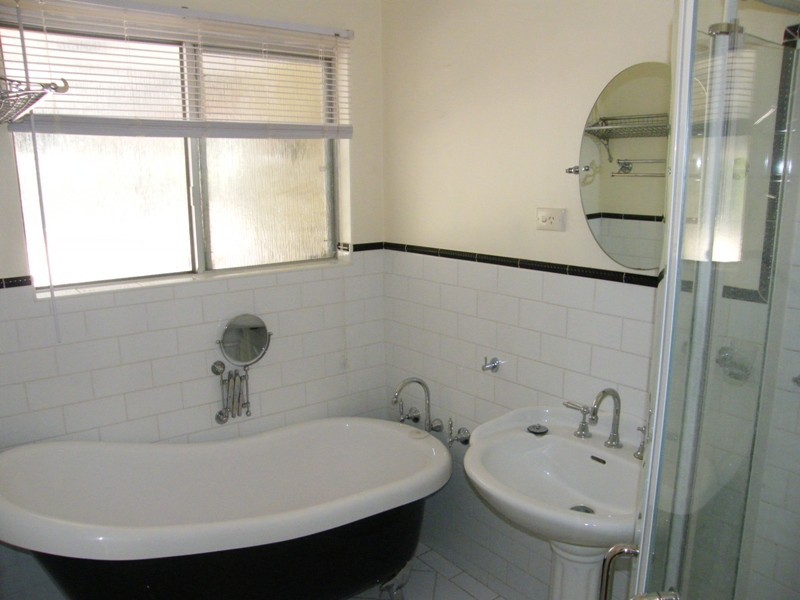 27 Wallawa Street, Wanneroo WA 6065