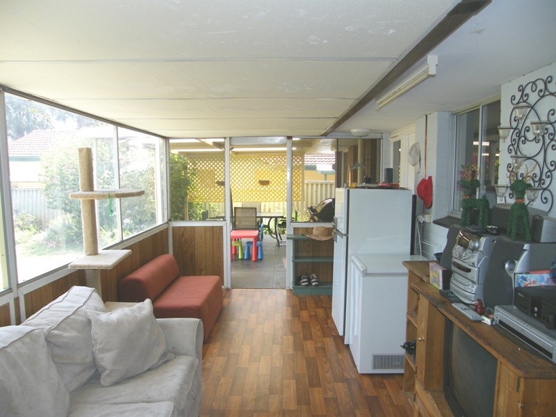 9 Wallawa Street, Wanneroo WA 6065