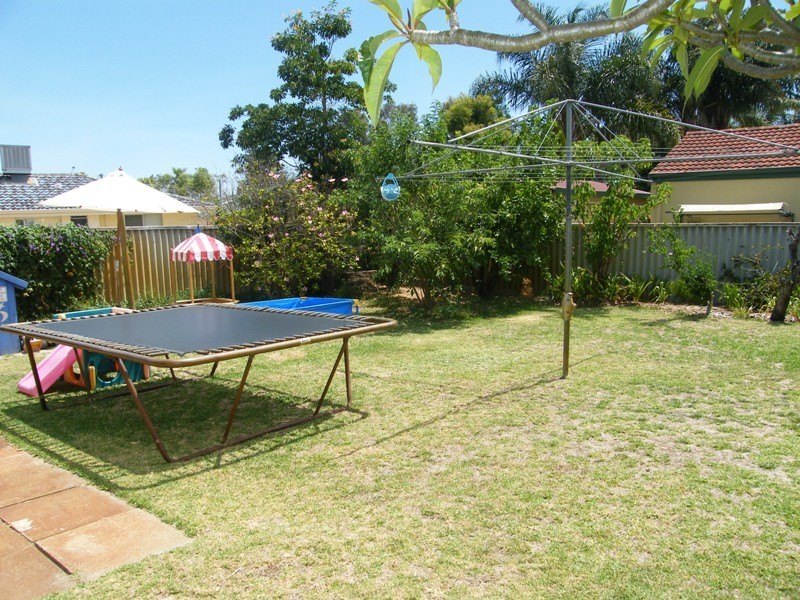 9 Wallawa Street, Wanneroo WA 6065