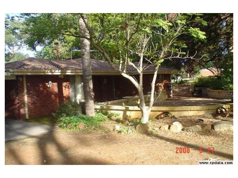 98 Coogee Road, Mariginiup WA 6065