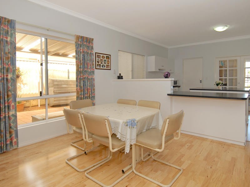 12 Monaro Way, Hocking WA 6065