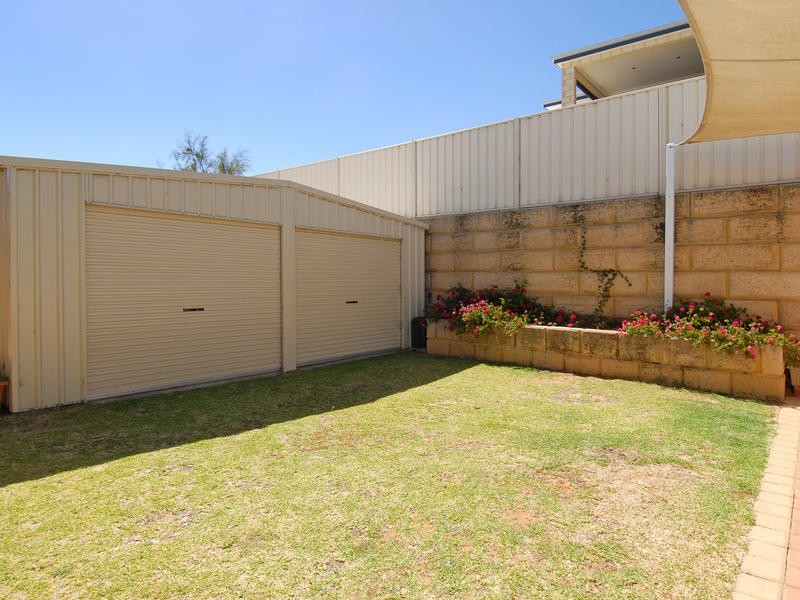 12 Monaro Way, Hocking WA 6065