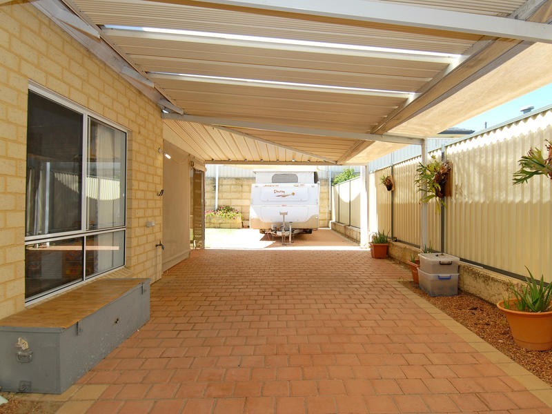 12 Monaro Way, Hocking WA 6065