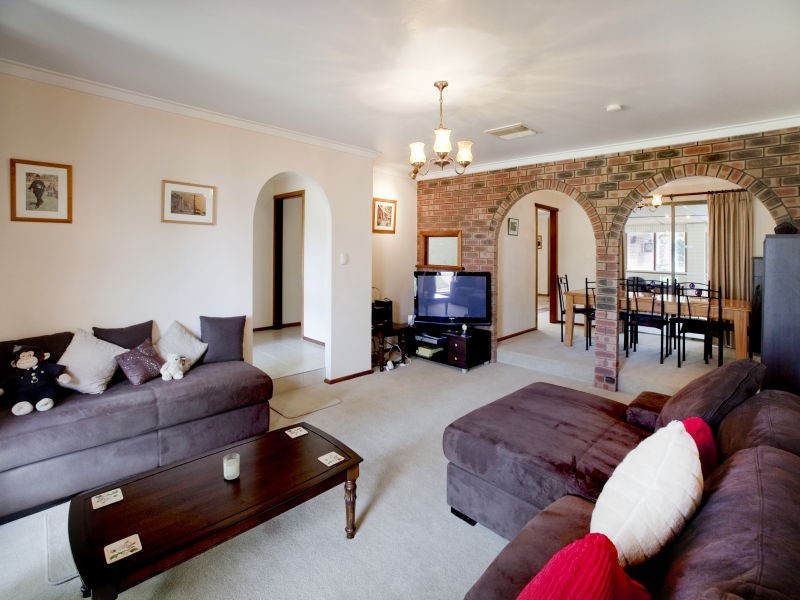 17 Mundi Place, Wanneroo WA 6065