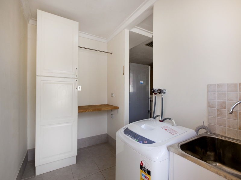 17 Mundi Place, Wanneroo WA 6065