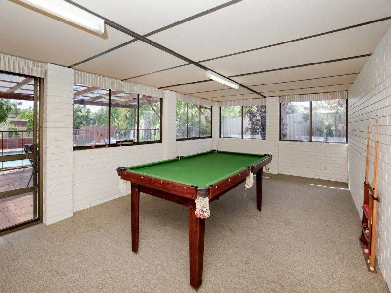 17 Mundi Place, Wanneroo WA 6065