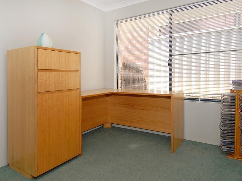 52 Heacham Avenue, Hocking WA 6065